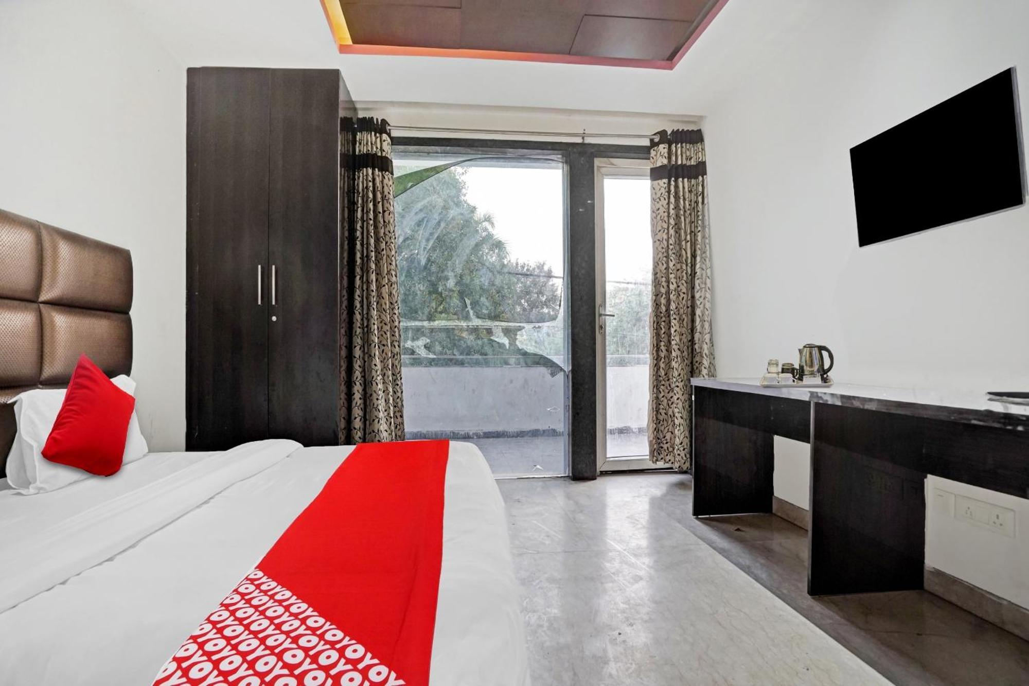 Hotel O South Galaxy New Delhi Eksteriør bilde